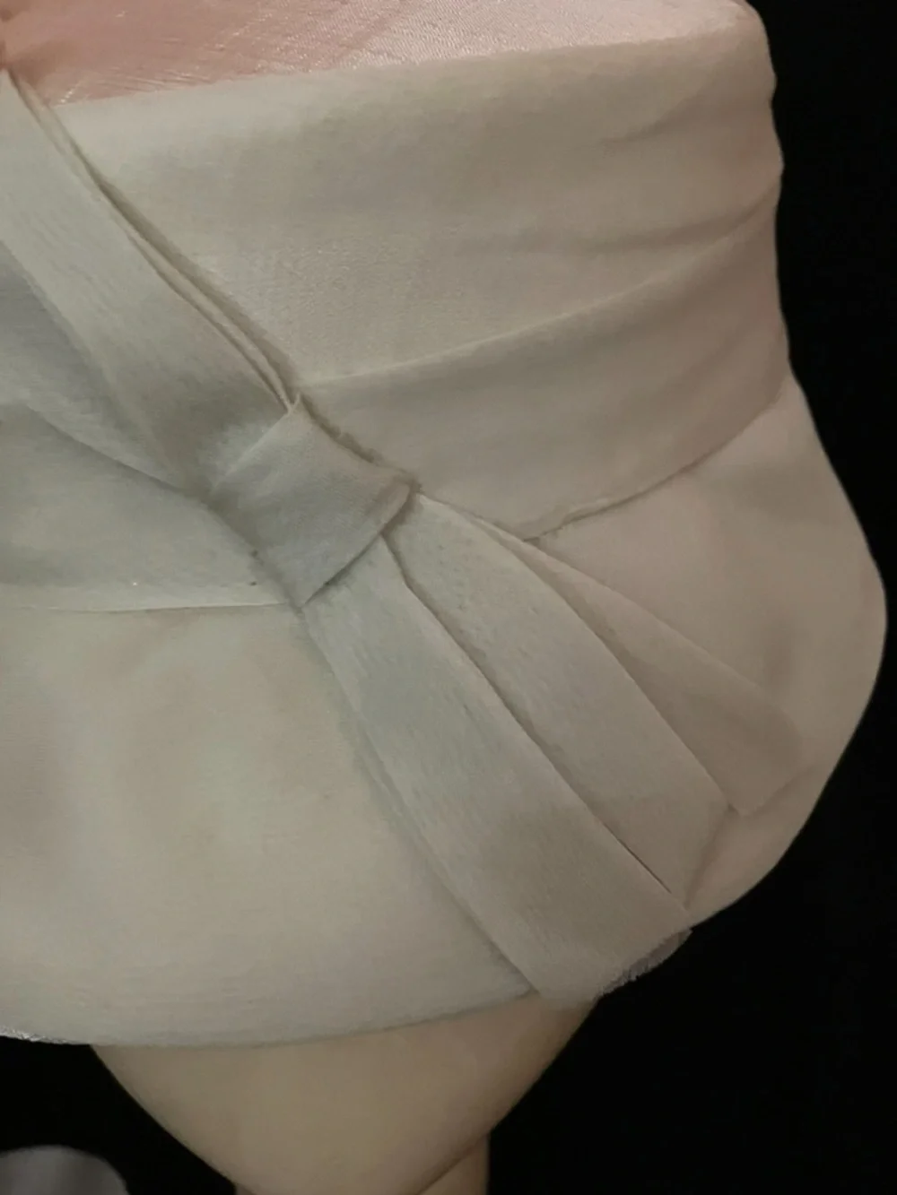 Vintage Champagne Organza Hat with Bow - Picture 3 of 7